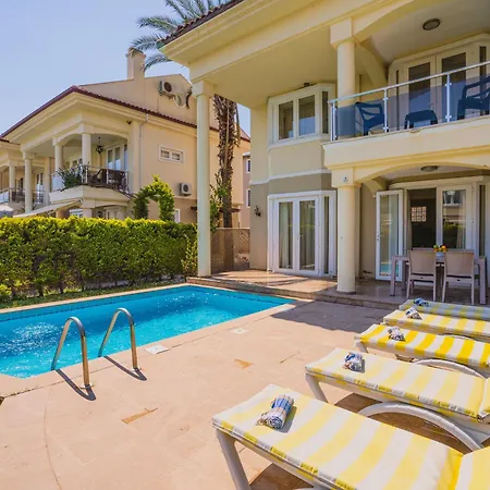 De Denize Sifir 8 Kisilik Vakantiehuis