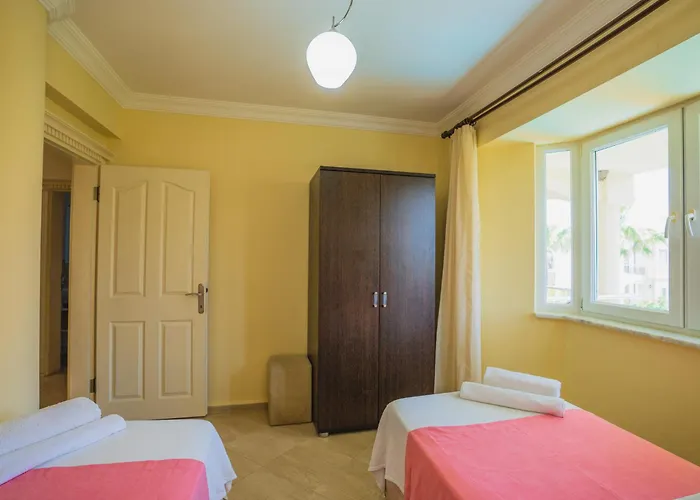 Tatil Evi De Denize Sıfır 8 Kişilik *