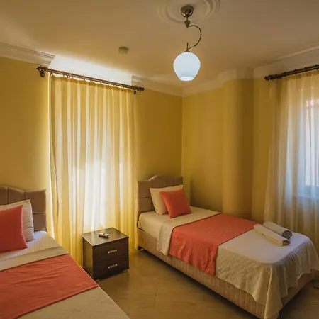 De Denize Sıfır 8 Kişilik Tatil Evi