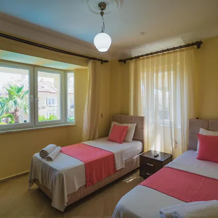 De Denize Sıfır 8 Kişilik * Fethiye
